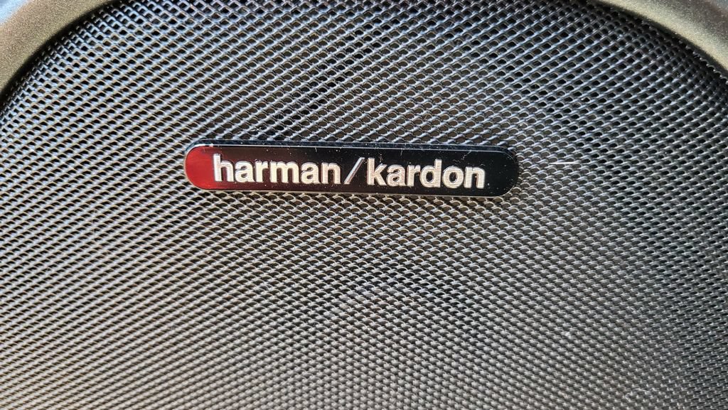 Used 2023 Dodge Durango R/T w/ Hemi Orange Plus Package RWD image 31