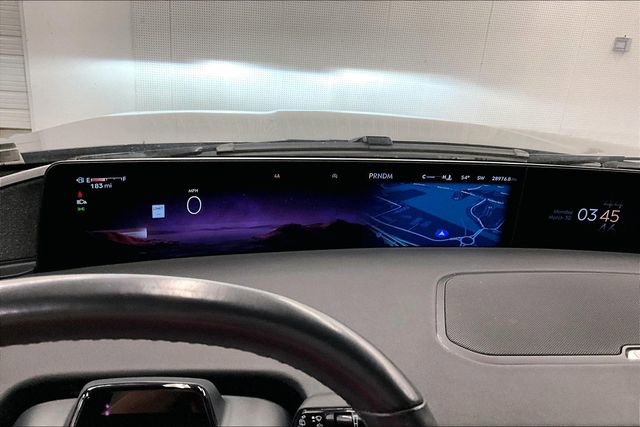 Used 2025 Lincoln Navigator Reserve image 30