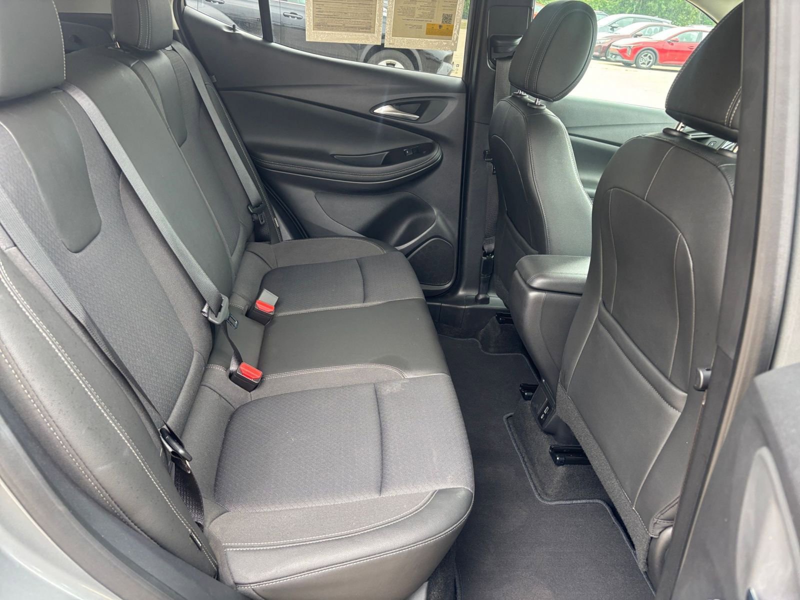 Used 2025 Buick Encore GX Preferred FWD image 24