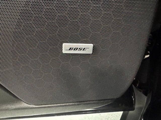 Used 2025 Cadillac XT5 Premium Luxury image 40