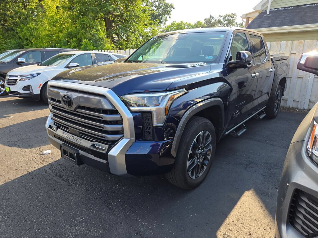 Used 2024 Toyota Tundra Limited AWD/4WD image 4