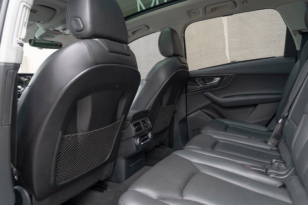 Used 2017 Audi Q7 3.0T Premium Plus w/ Premium Plus Package image 51