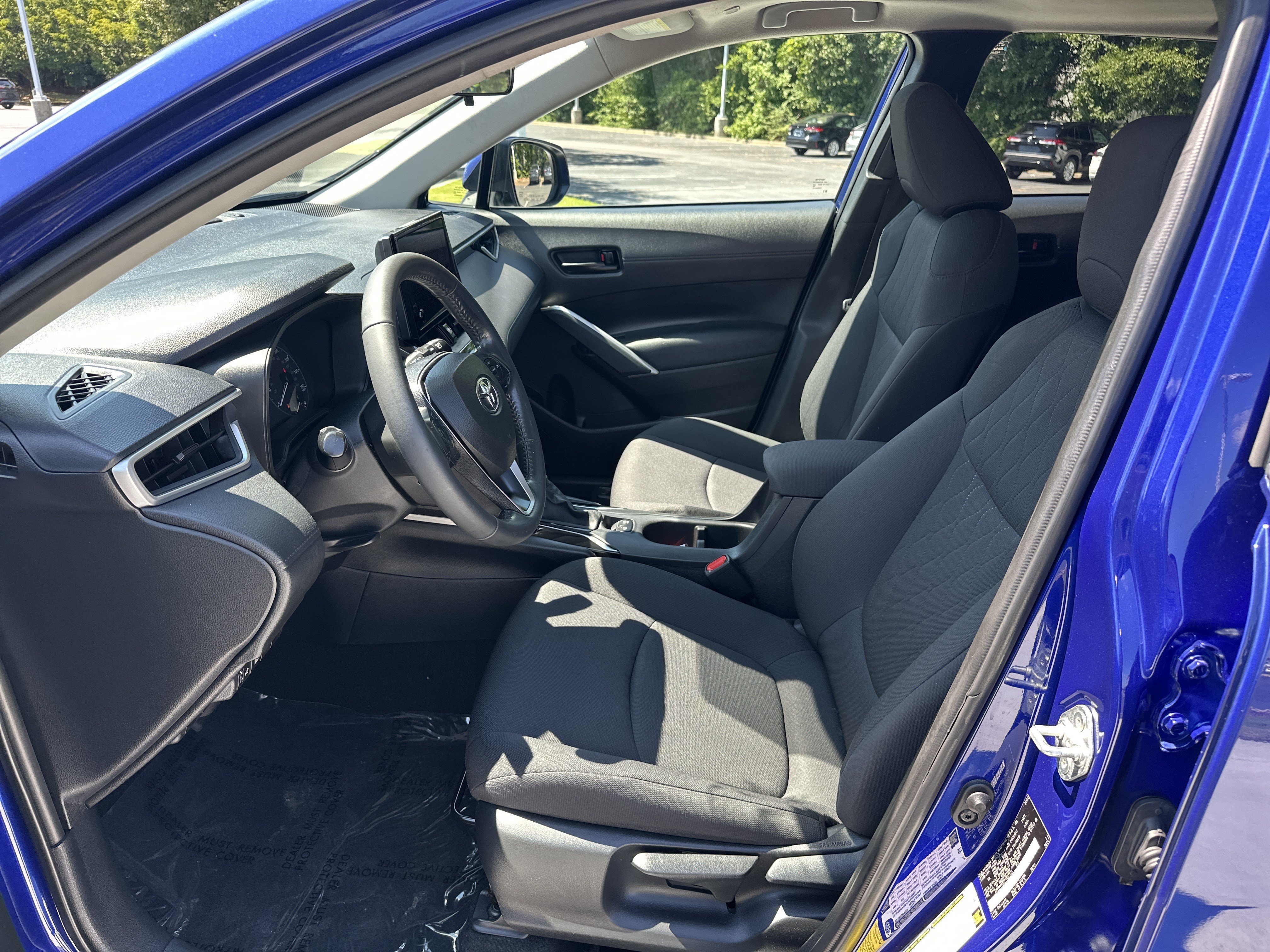 Certified 2023 Toyota Corolla Cross LE w/ Moonroof Package FWD image 16