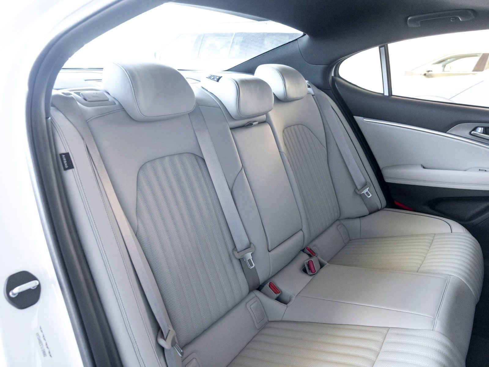 Used 2026 Genesis G70 3.3T Sport Prestige image 23