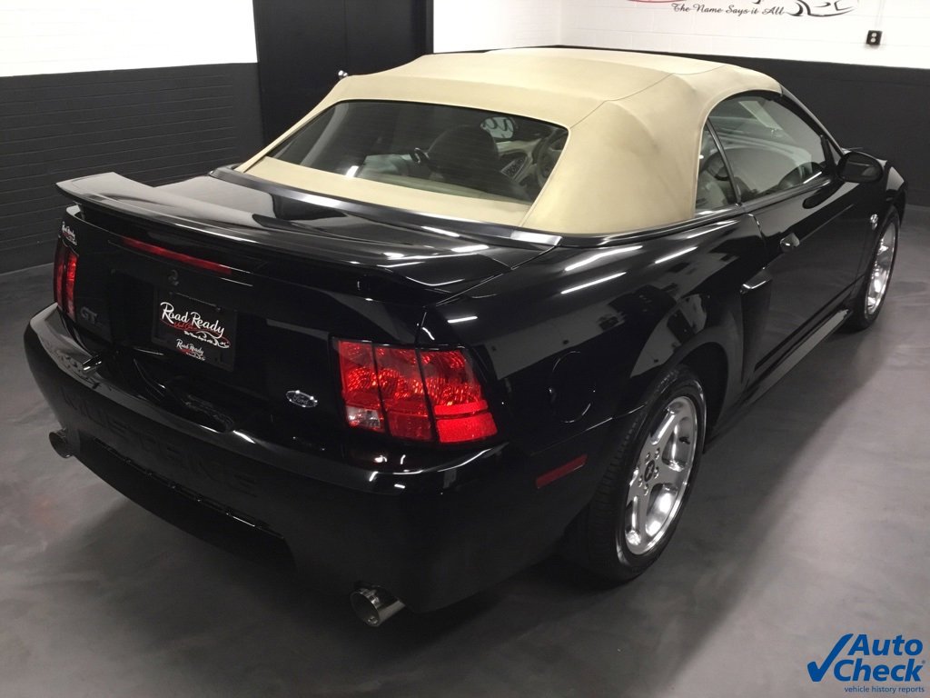 Used 2004 Ford Mustang GT image 22