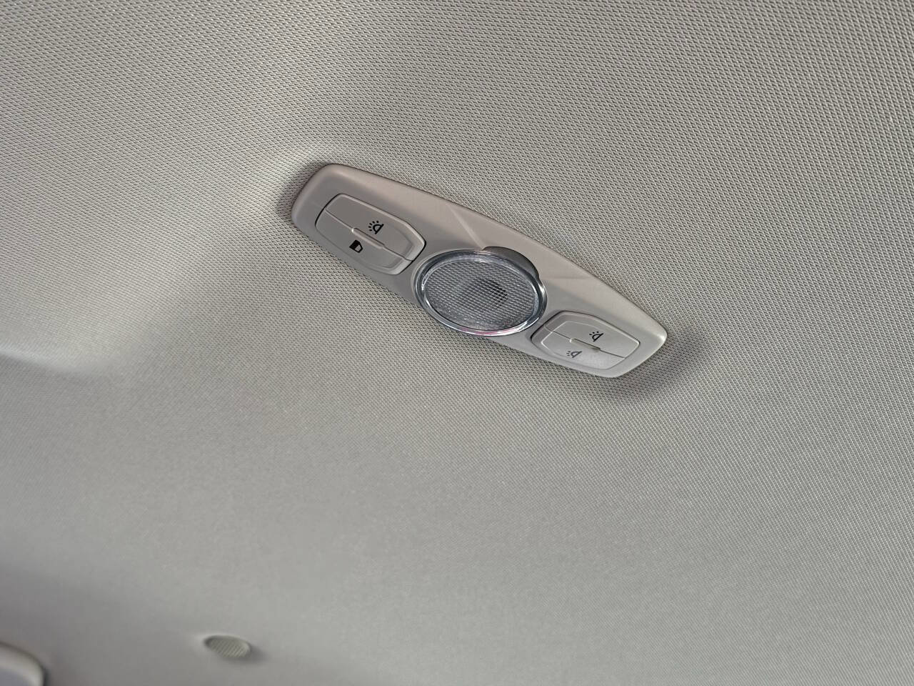 Used 2015 Ford C-MAX SE image 25