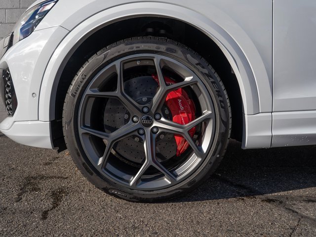 New 2025 Audi RS Q8 performance image 7