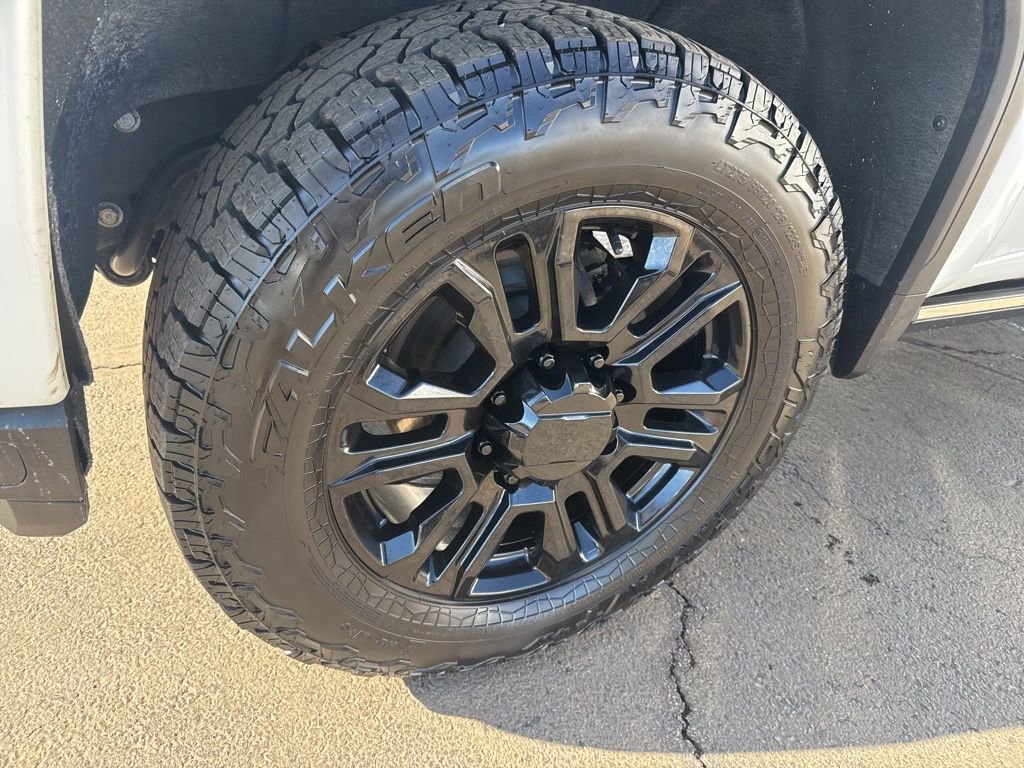 Used 2022 GMC Sierra 2500 Denali w/ Denali Ultimate Package image 48