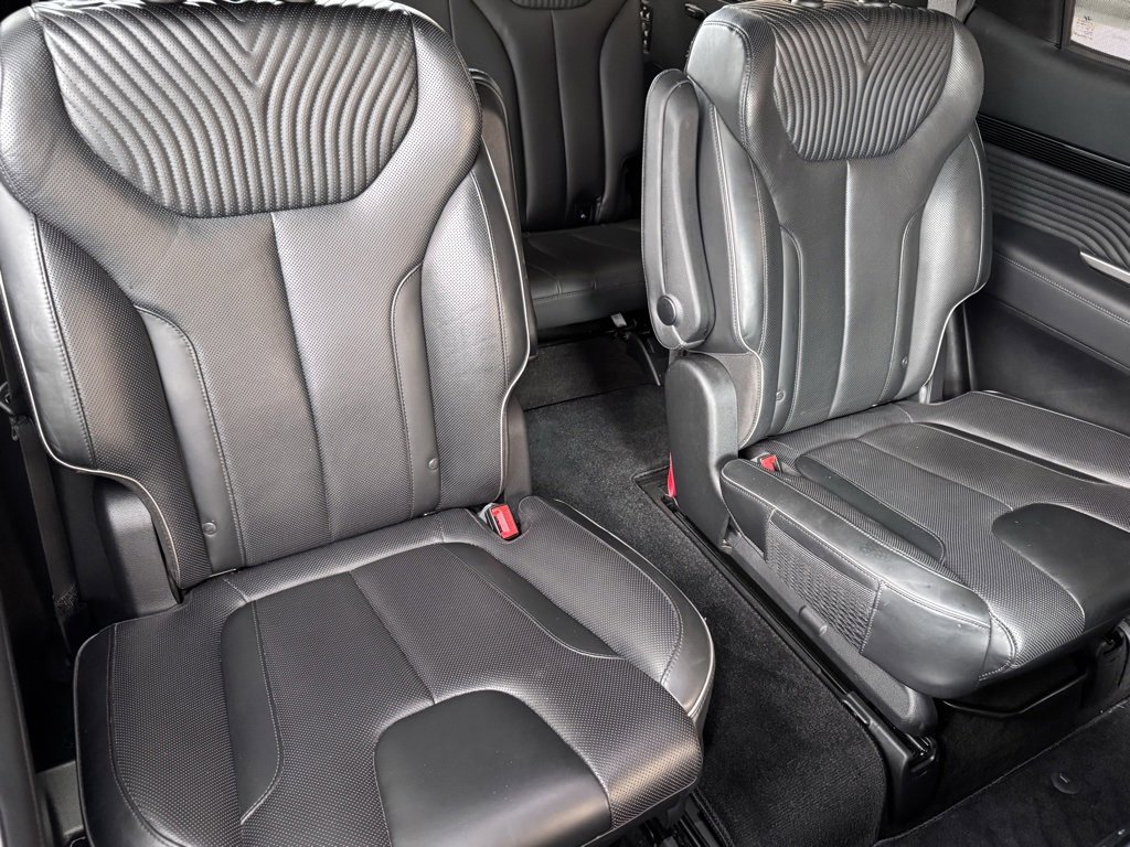 Used 2023 Hyundai Palisade Calligraphy w/ Cargo Package image 23