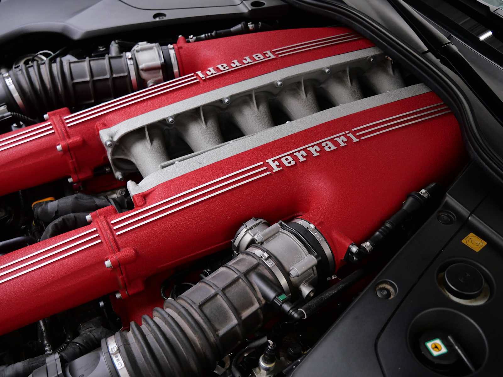 Certified 2014 Ferrari F12 Berlinetta RWD image 31