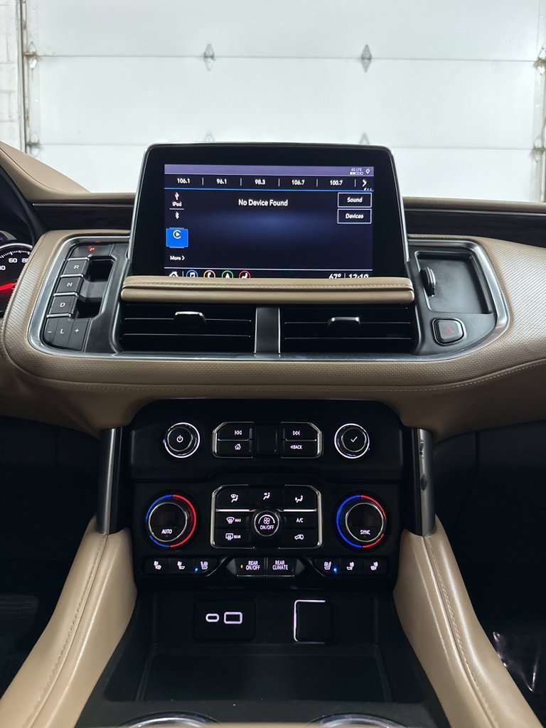 Used 2021 Chevrolet Suburban Premier w/ Premium Package AWD/4WD image 26