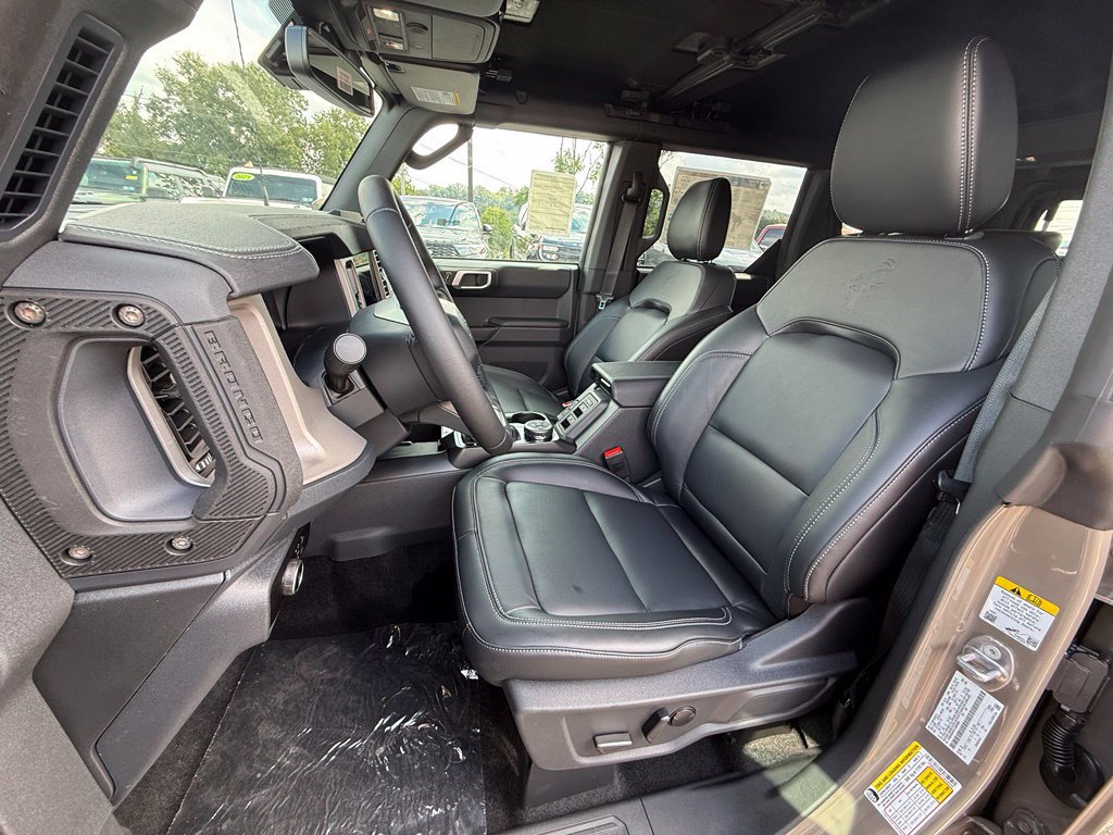New 2026 Ford Bronco Outer Banks AWD/4WD image 18
