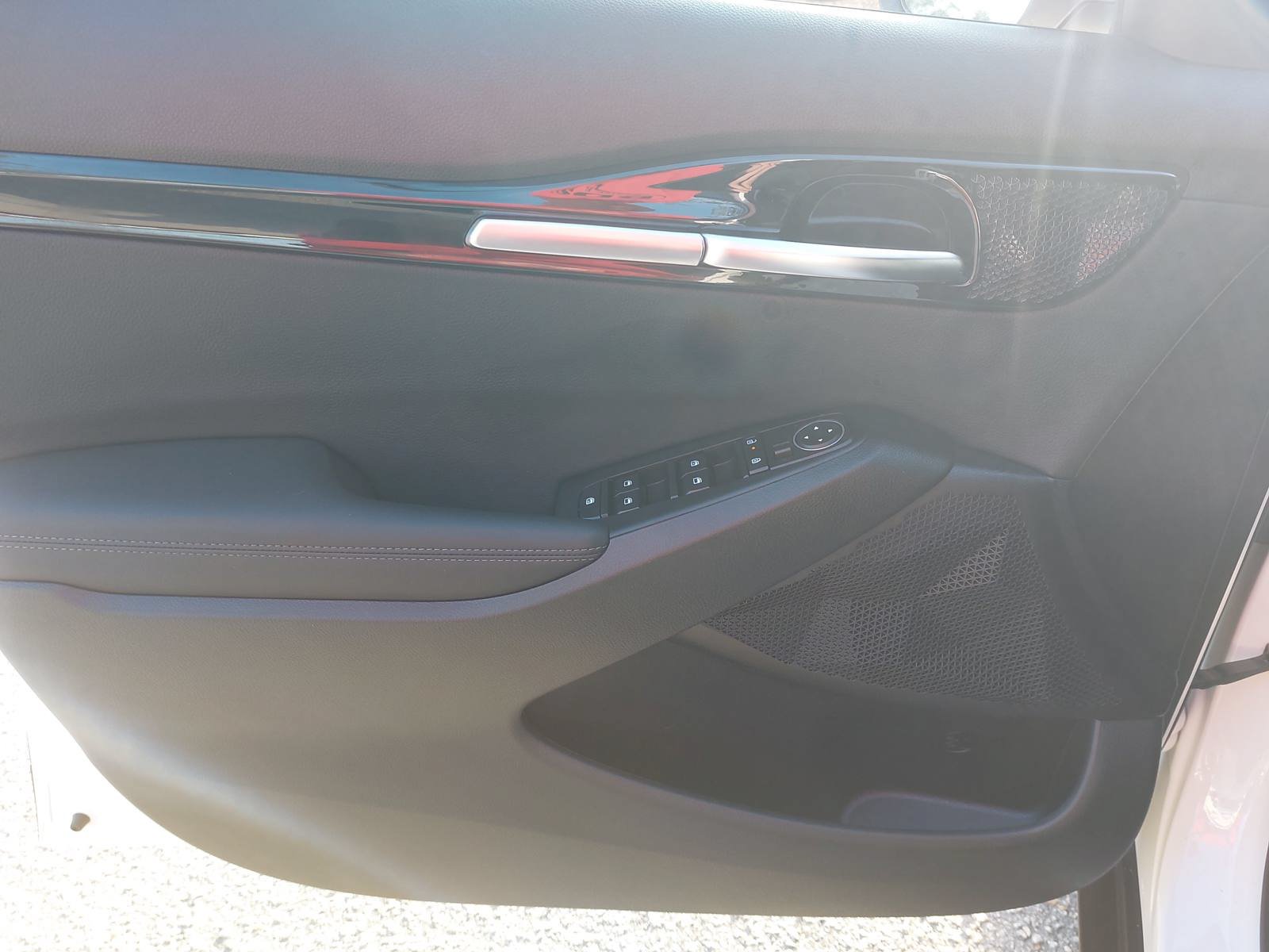 Used 2025 Kia Seltos S AWD/4WD image 26