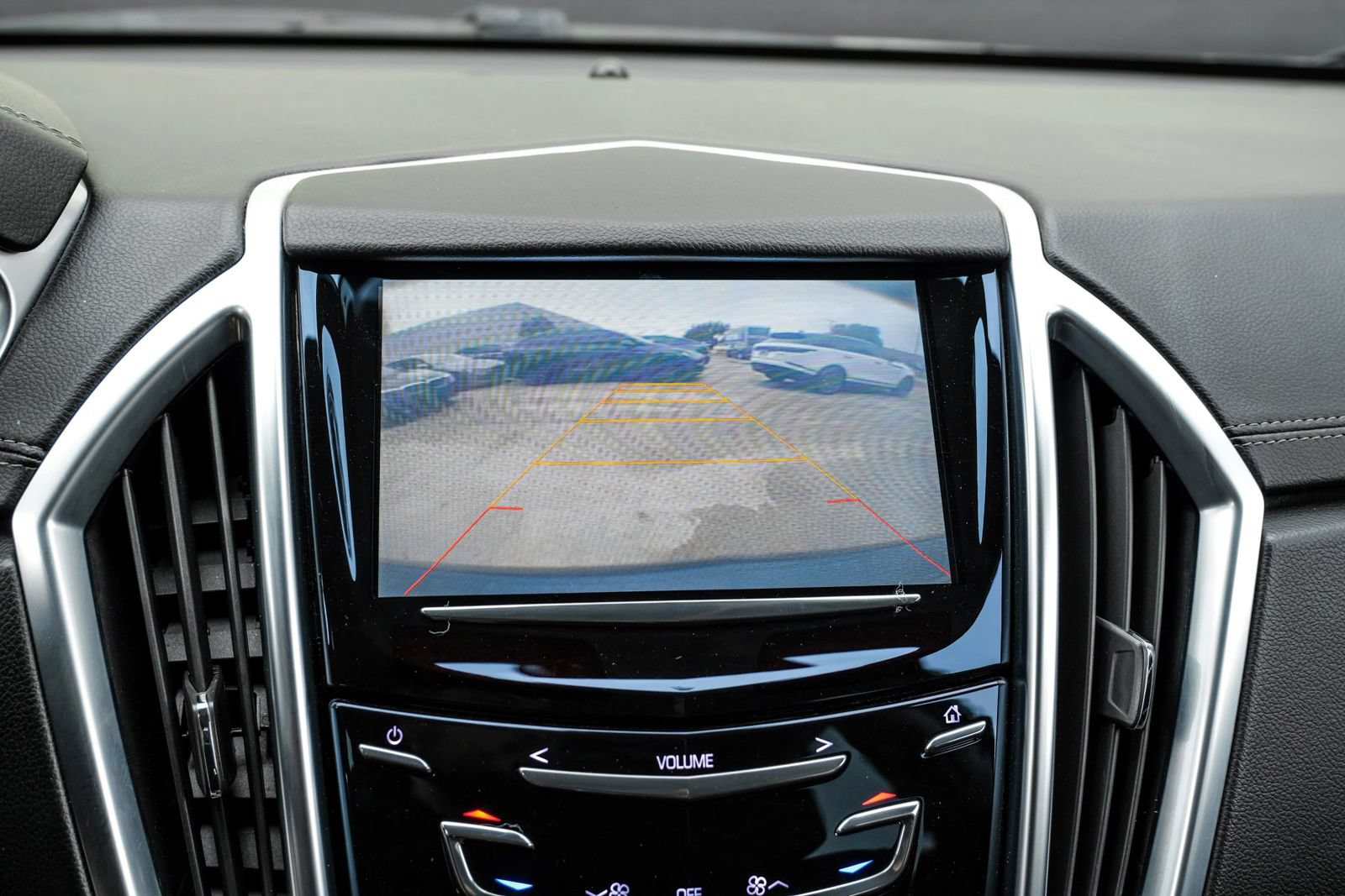 Used 2016 Cadillac SRX Premium w/ Driver Assist Package FWD image 24