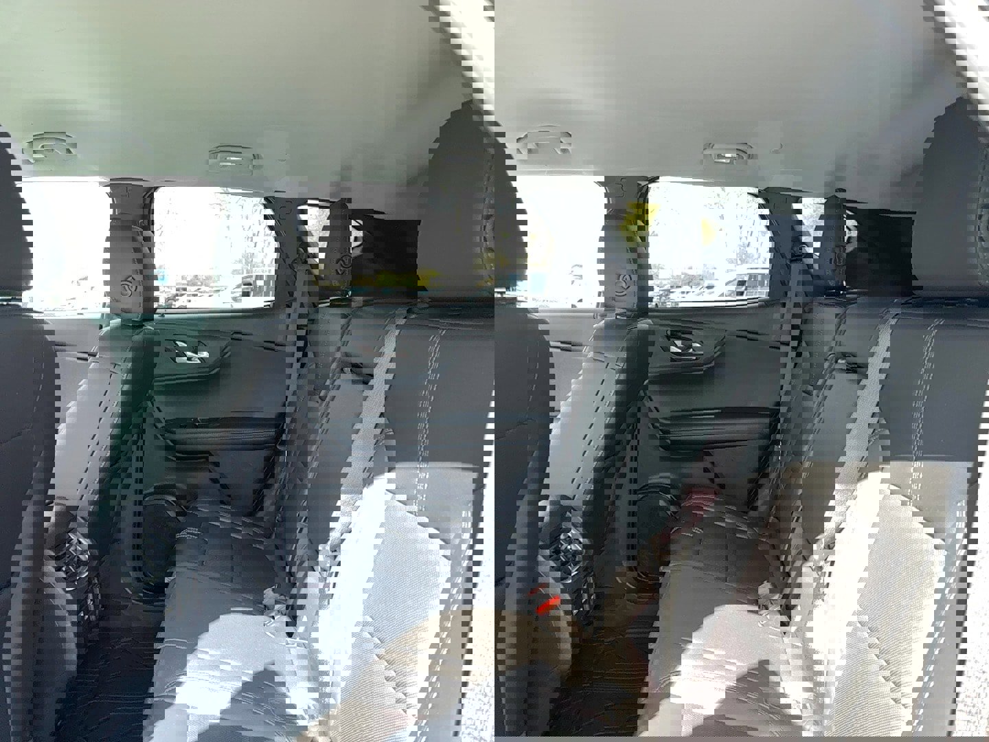 Used 2020 Chevrolet Blazer LT w/ Redline Edition image 14