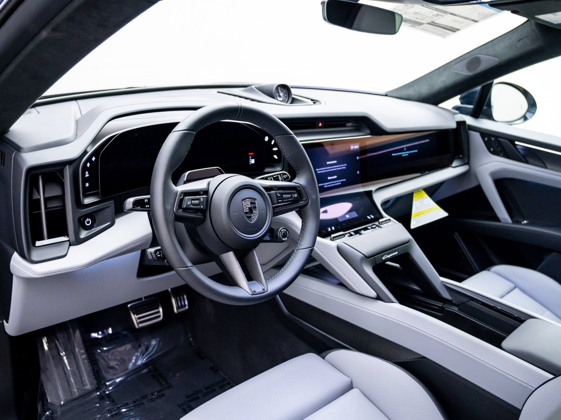 New 2026 Porsche Cayenne Turbo AWD/4WD image 4