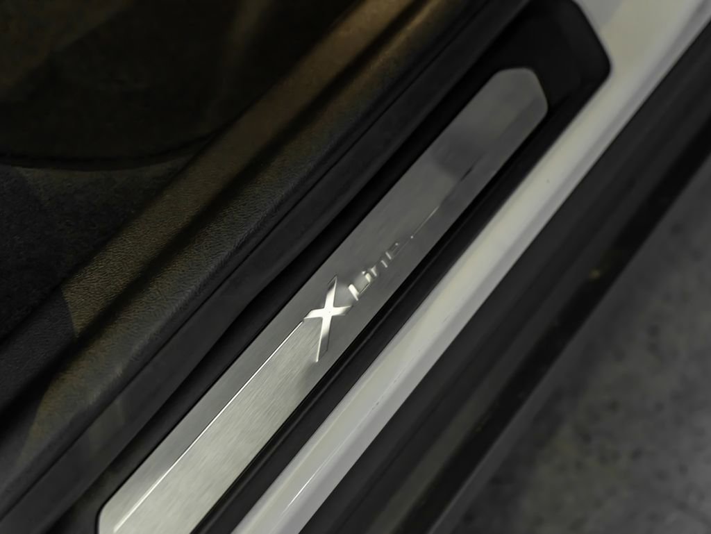 Used 2021 BMW X4 xDrive30i w/ Premium Package 3 image 28