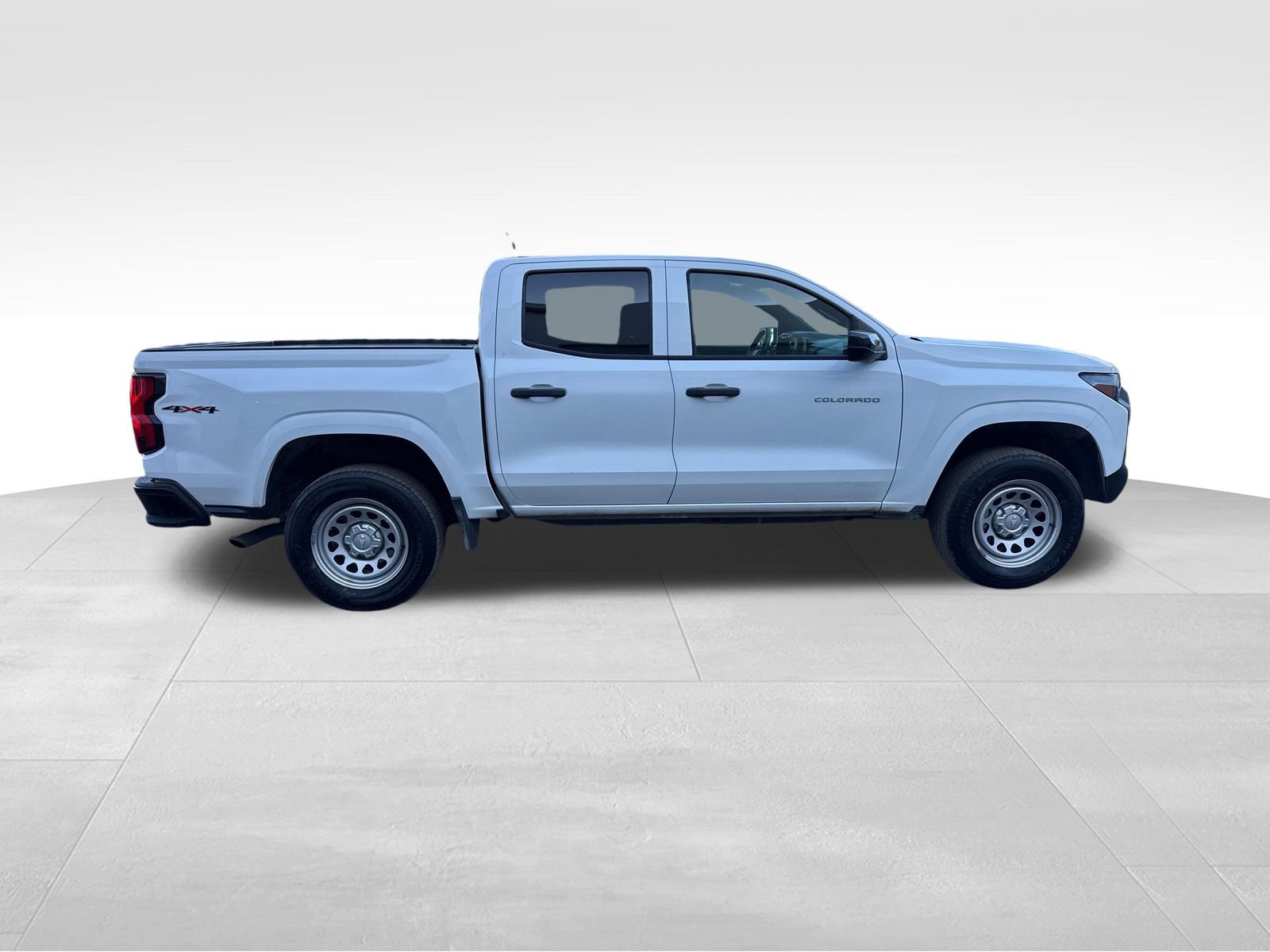 Used 2023 Chevrolet Colorado W/T w/ Advanced Trailering Package AWD/4WD image 6