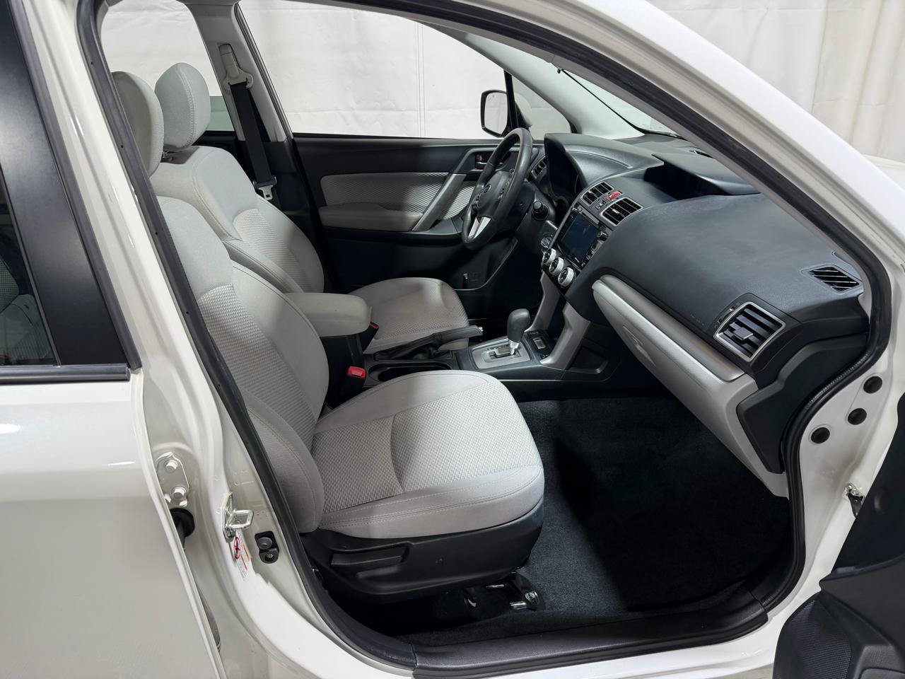 Used 2018 Subaru Forester 2.5i Premium AWD/4WD image 12