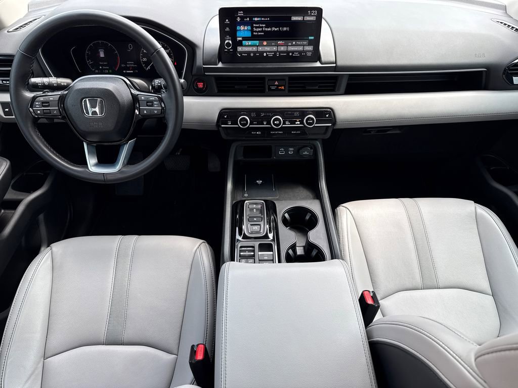 Used 2023 Honda Pilot EX-L image 11
