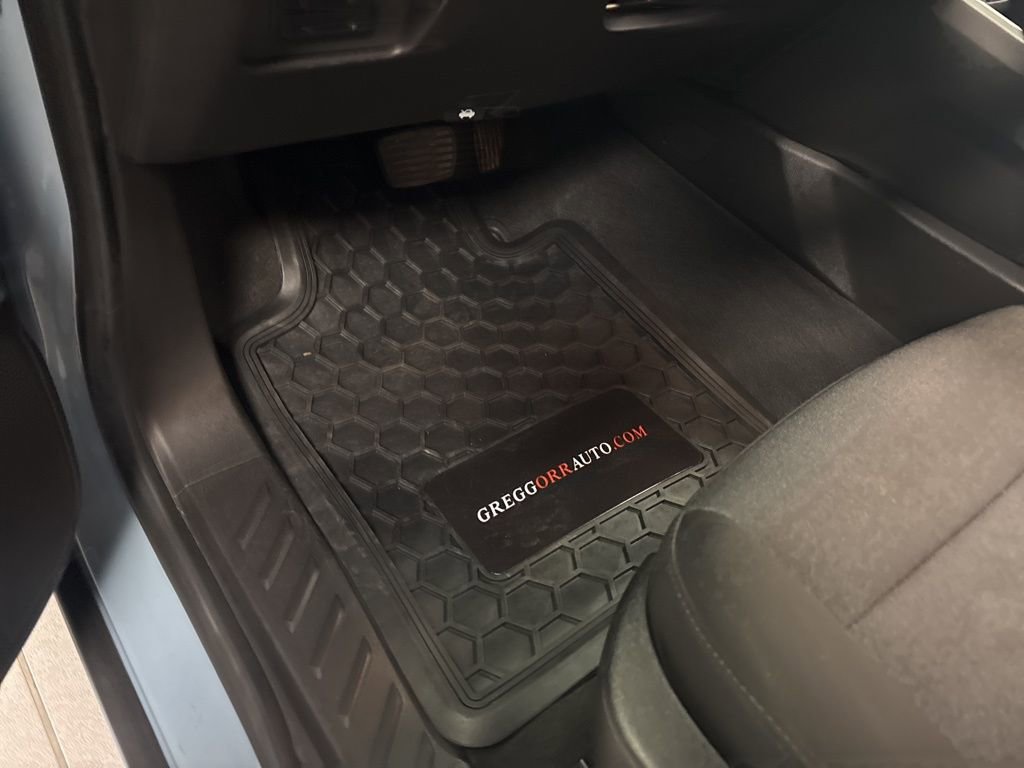 Used 2025 Chevrolet Colorado W/T w/ Advanced Trailering Package image 12