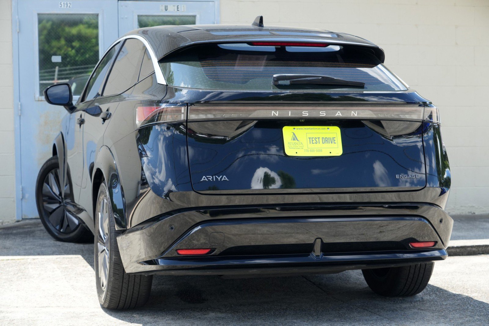 Used 2023 Nissan Ariya FWD image 5