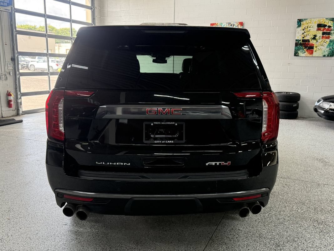 Used 2023 GMC Yukon AT4 w/ Technology Package AWD/4WD image 6