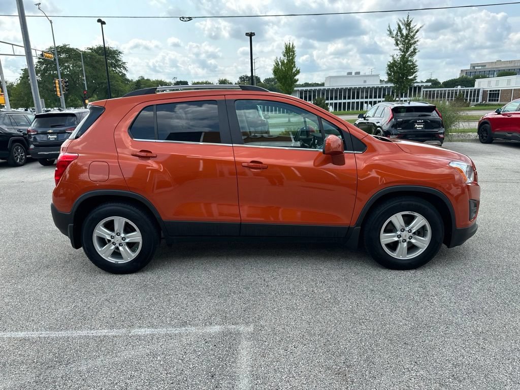 Used 2015 Chevrolet Trax LT w/ LT Sun and Sound Package FWD image 5