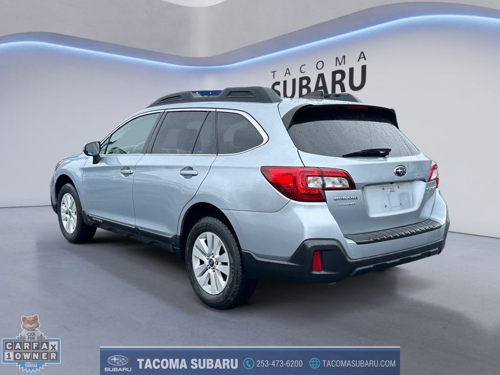 Used 2018 Subaru Outback 2.5i Premium image 3