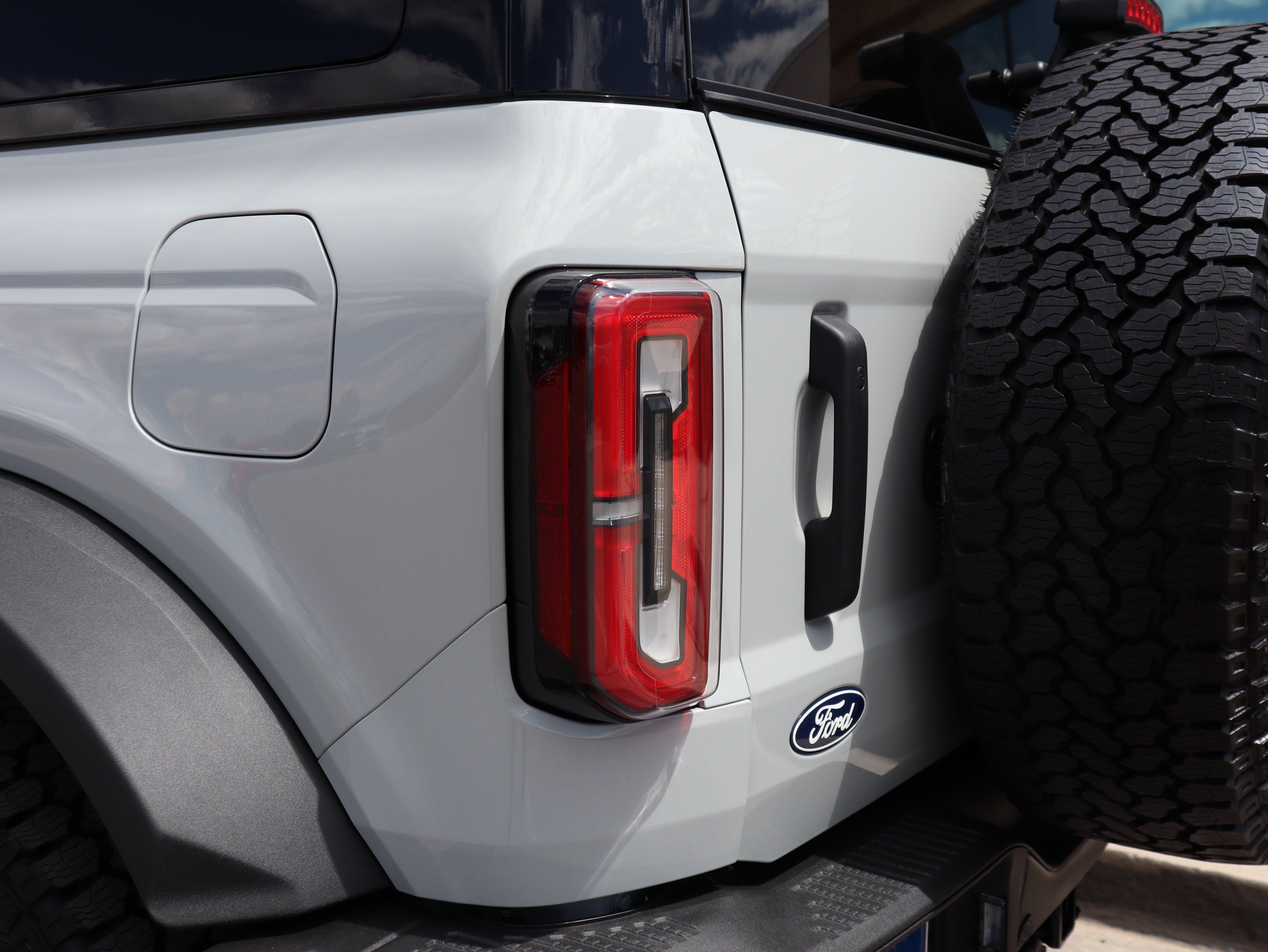 New 2026 Ford Bronco Badlands AWD/4WD image 18