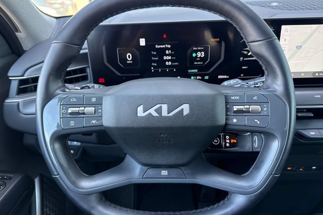 Certified 2024 Kia EV9 Light Long Range RWD image 31