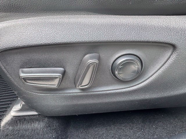 Used 2021 Toyota Highlander Limited AWD/4WD image 10