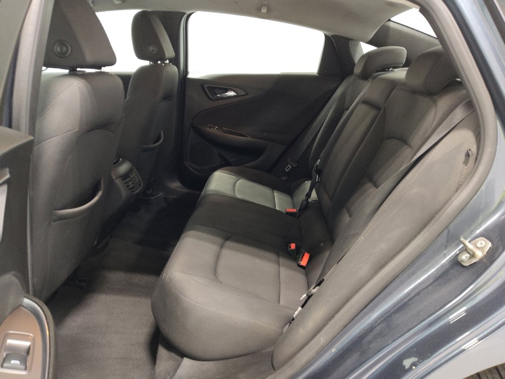 Used 2019 Chevrolet Malibu LT image 18