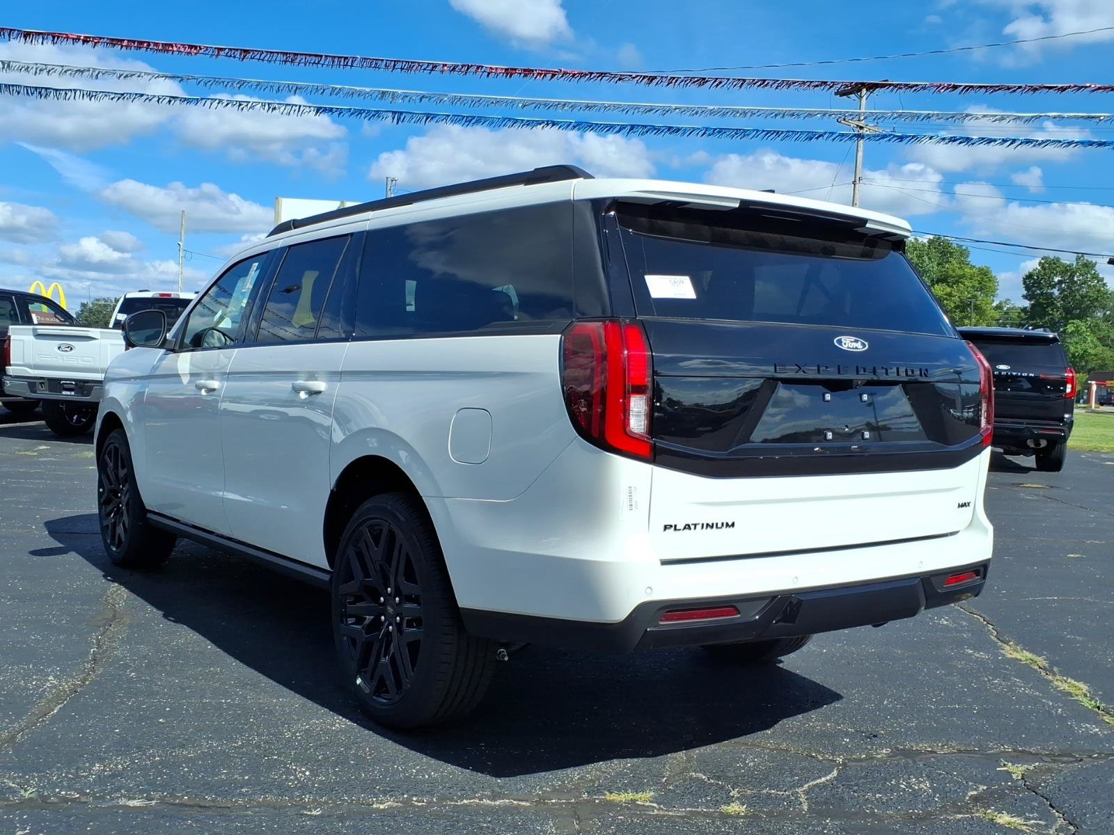 New 2027 Ford Expedition Max Platinum w/ Stealth Performance Package AWD/4WD image 16