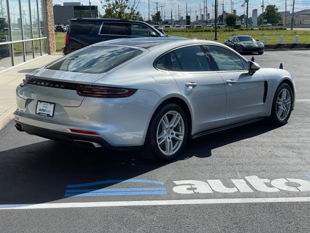 Used 2018 Porsche Panamera 4 AWD/4WD image 9