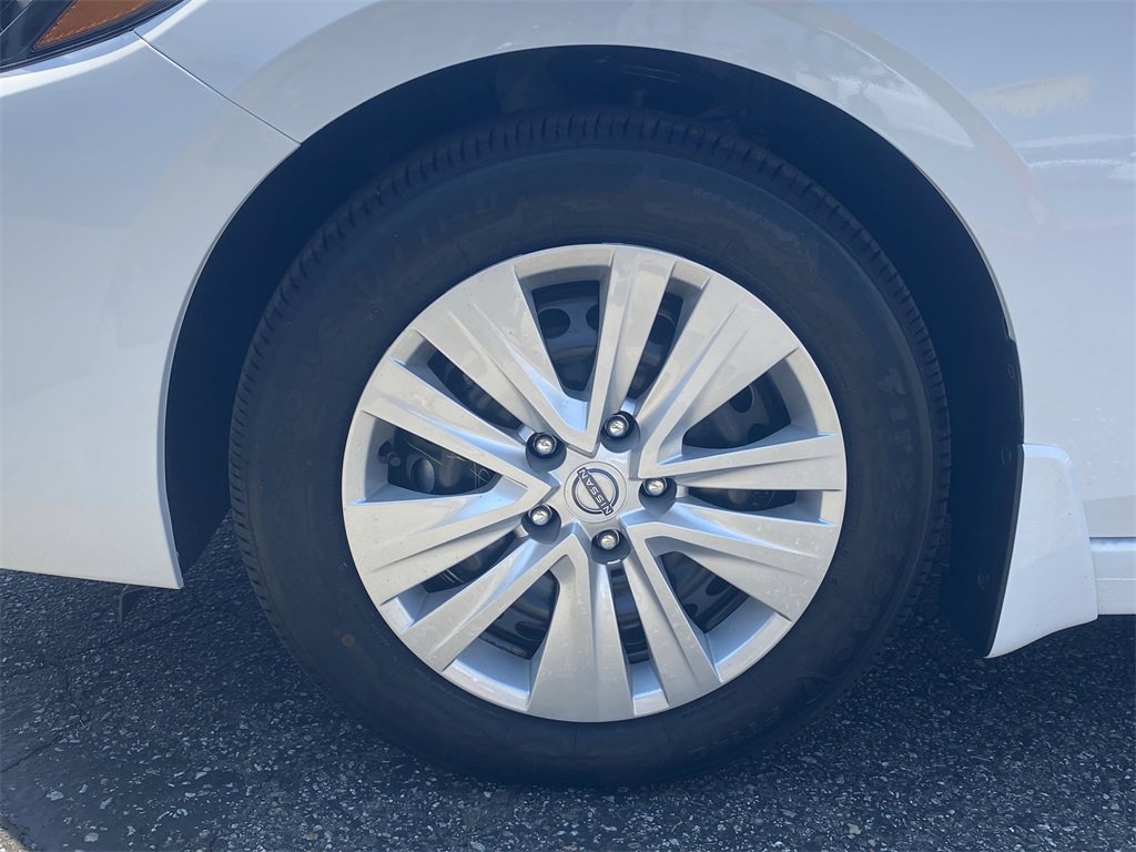 New 2025 Nissan Sentra S image 7