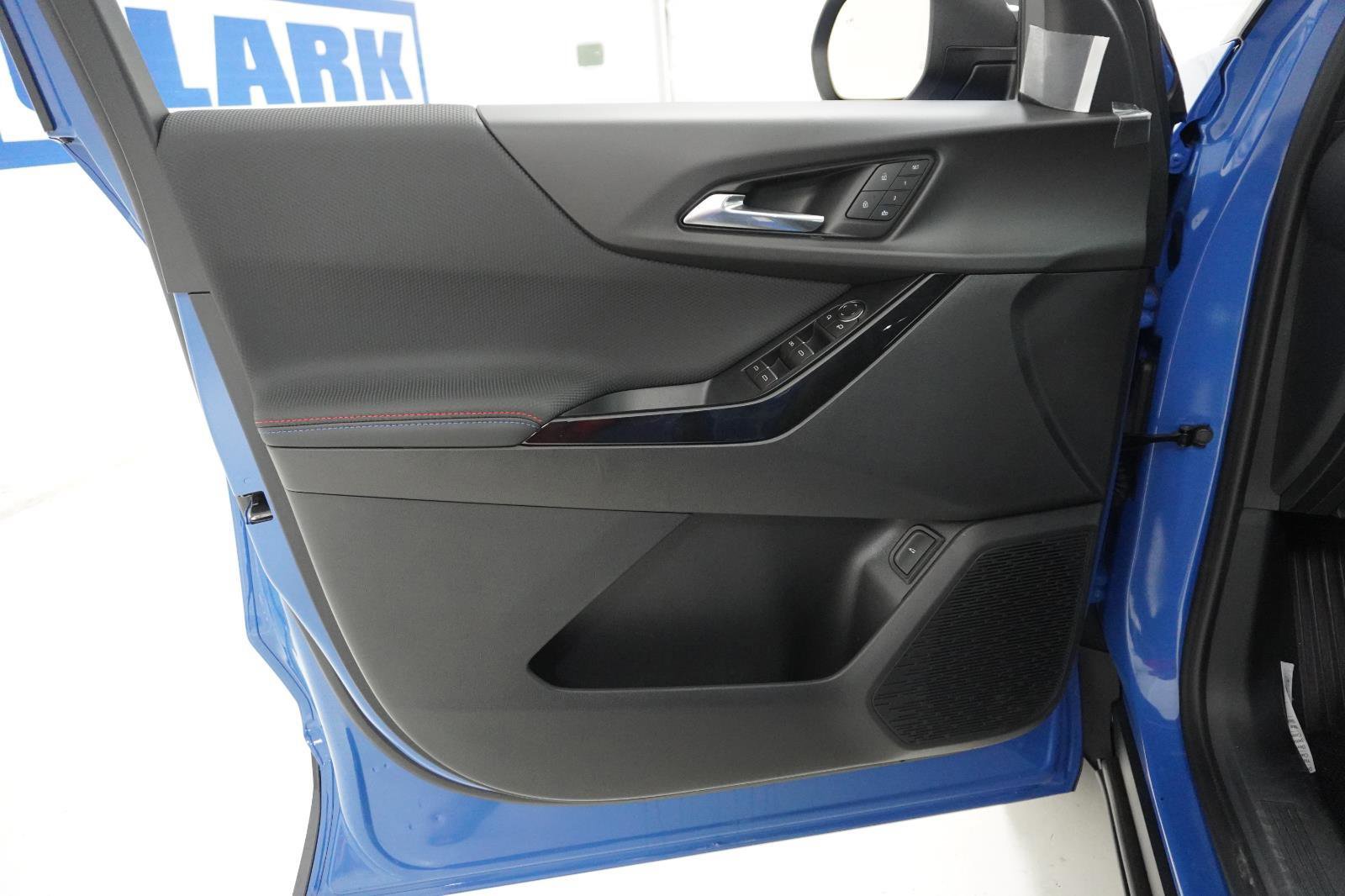 New 2026 Chevrolet Equinox RS w/ Convenience Package III image 13