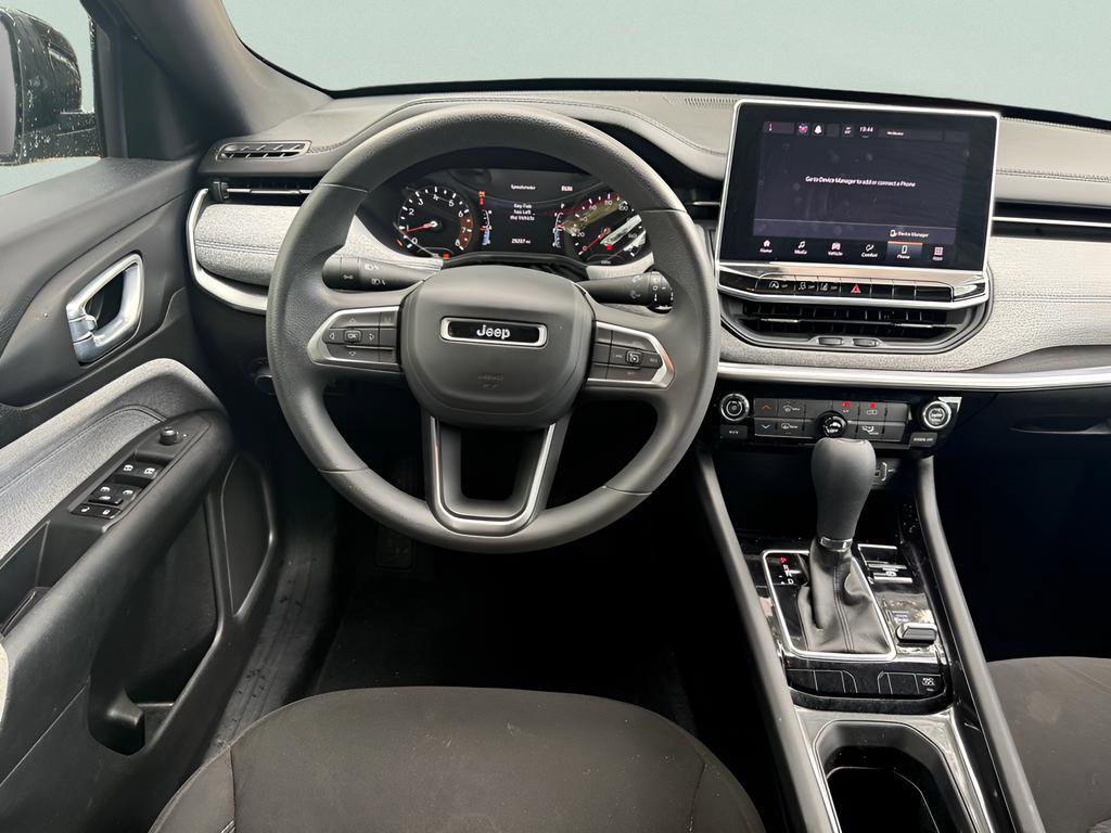Used 2023 Jeep Compass Sport image 21