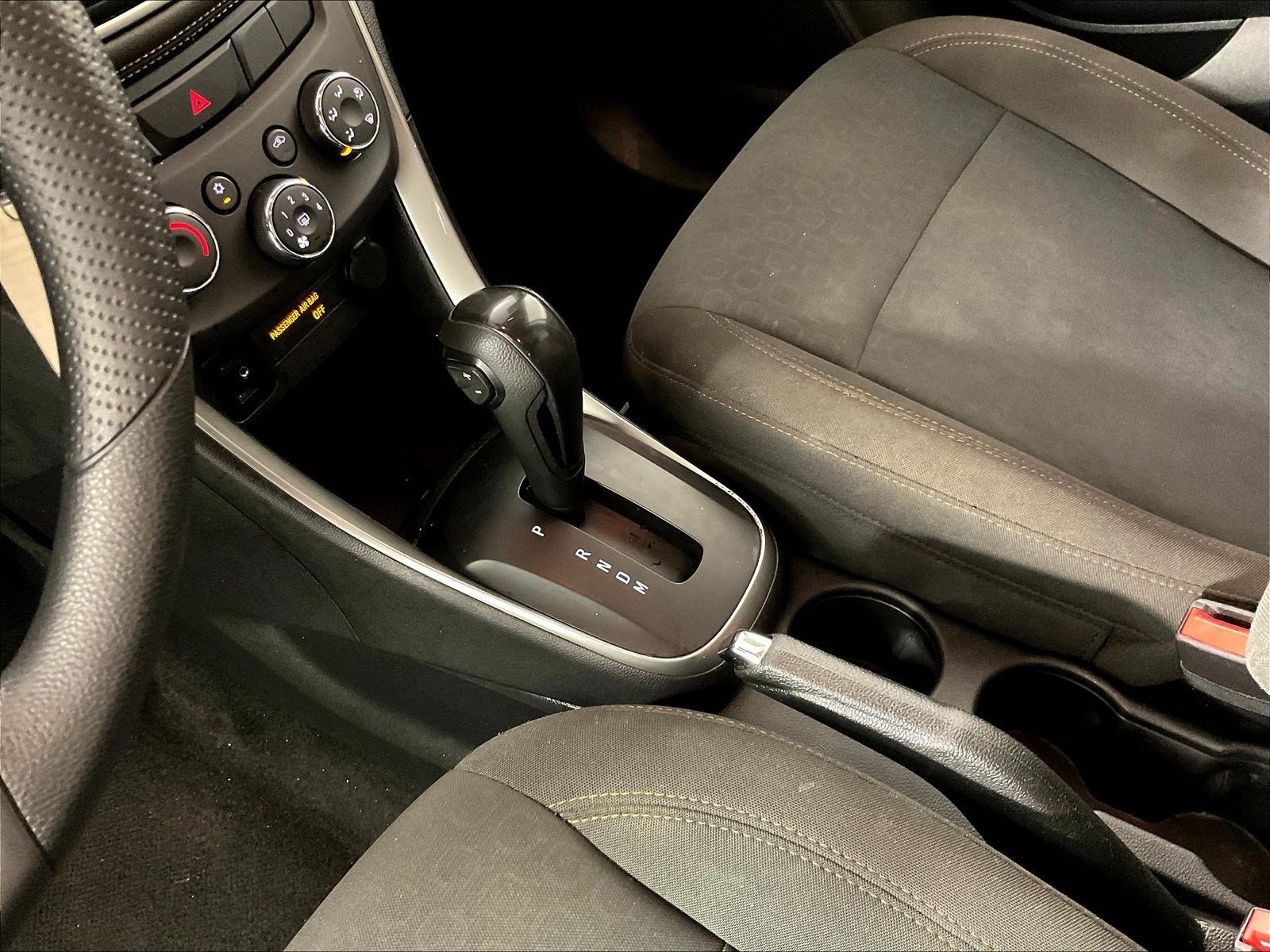 Used 2019 Chevrolet Trax LS FWD image 17