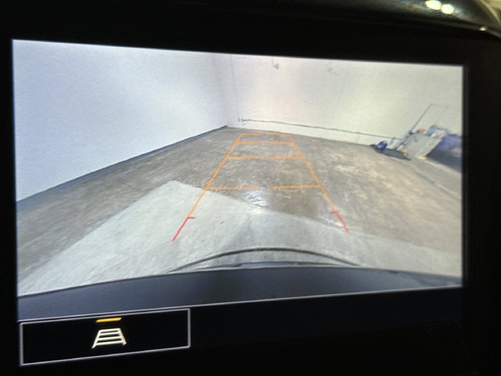 Used 2023 Chevrolet Traverse LT FWD image 15