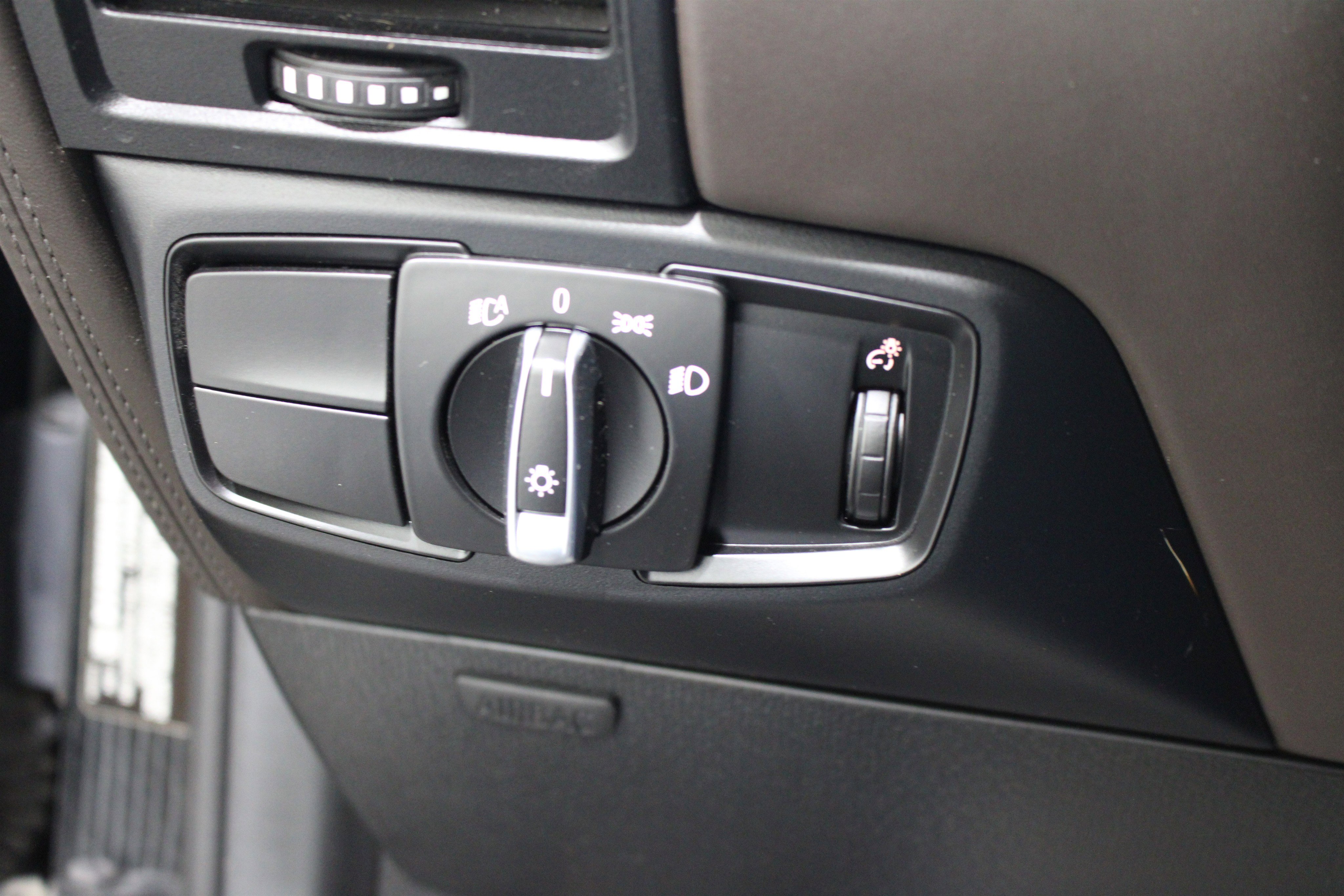 Used 2018 BMW i3 s image 9