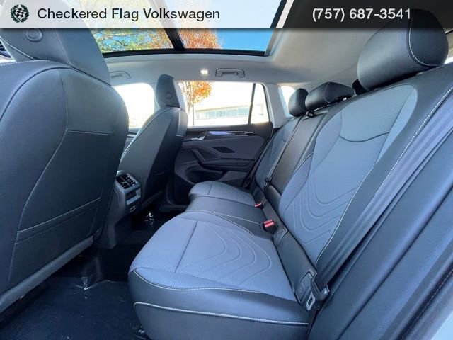 New 2026 Volkswagen Tiguan SE image 24