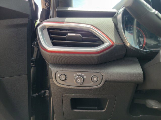 Used 2022 Chevrolet TrailBlazer RS image 14