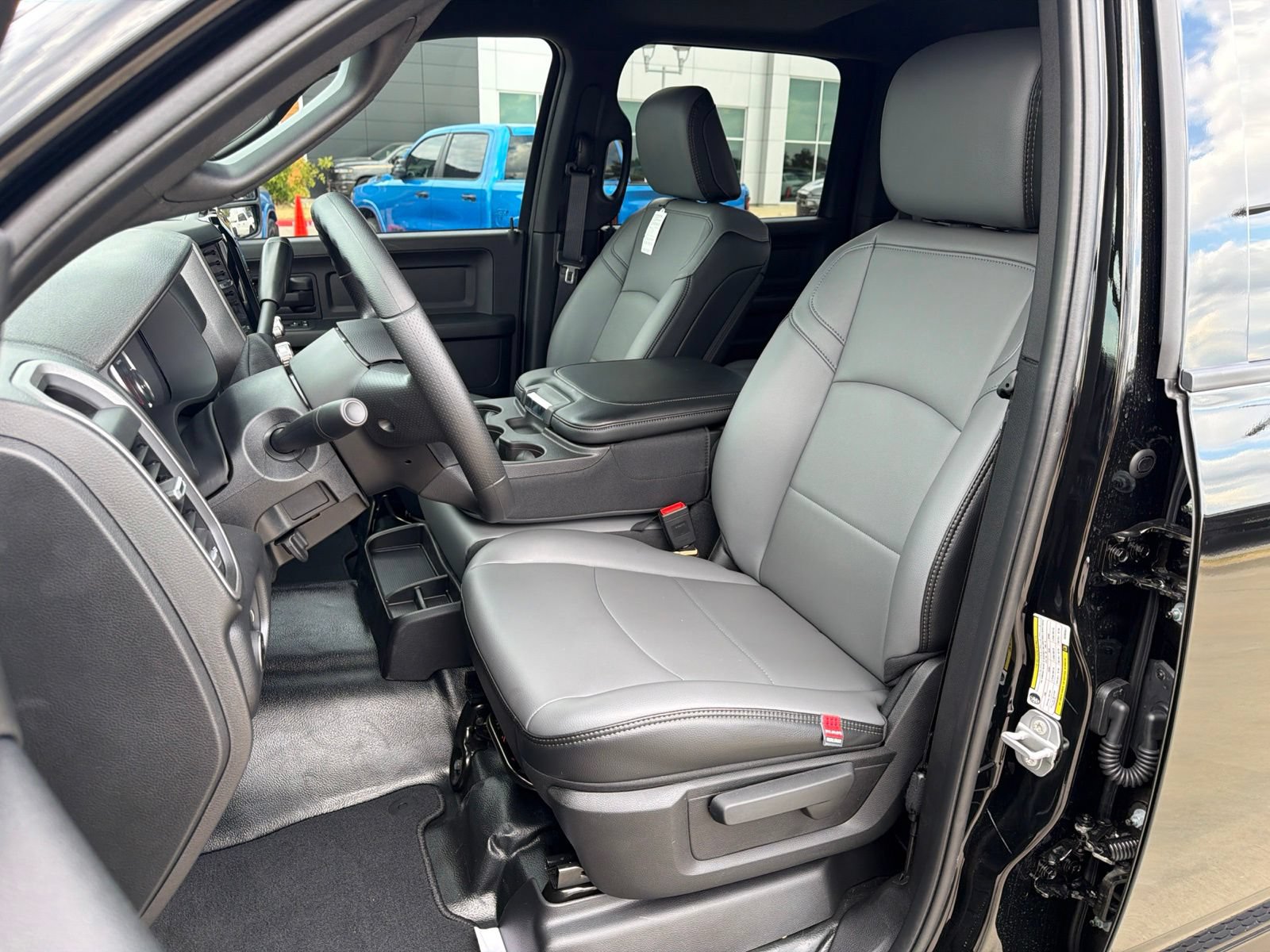 New 2027 RAM 2500 Tradesman AWD/4WD image 14