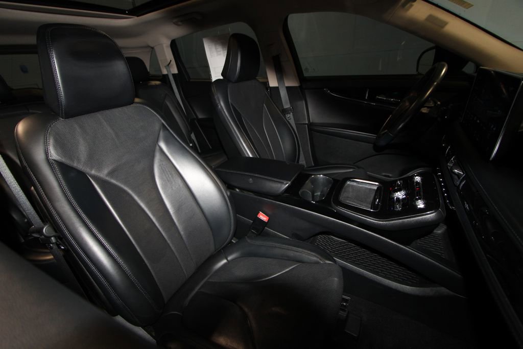 Used 2023 Lincoln Nautilus Reserve w/ Monochromatic Package image 26