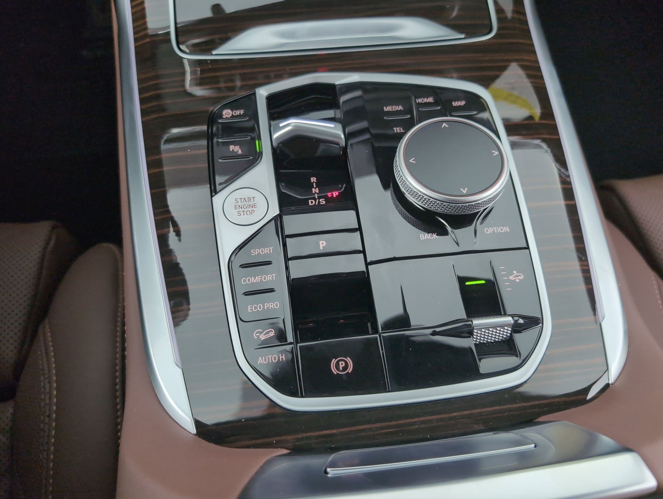 New 2026 BMW X7 xDrive40i w/ M Sport Package image 15