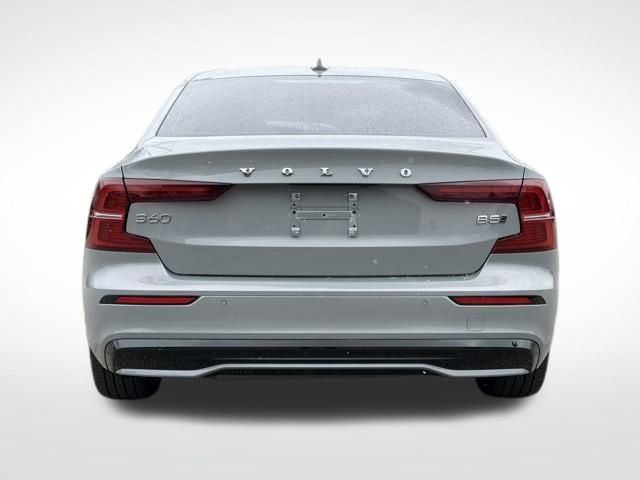 Used 2024 Volvo S60 B5 Core image 24