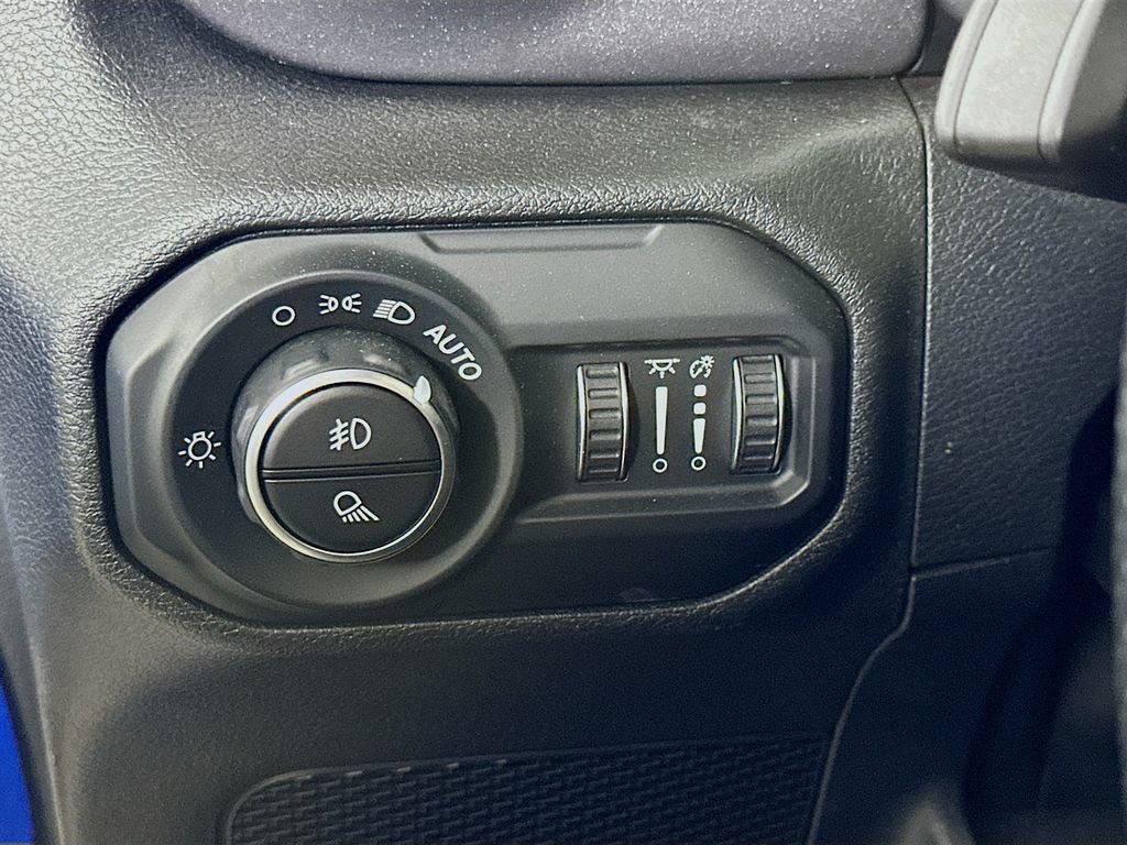 Used 2021 Jeep Gladiator Mojave w/ LED Lighting Group AWD/4WD image 23