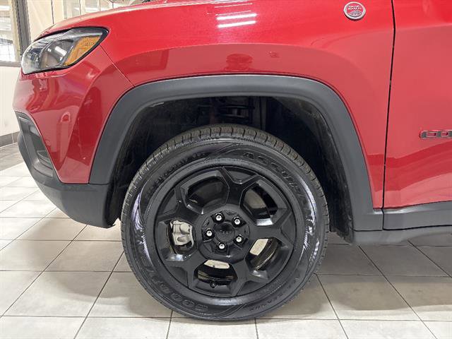 Used 2023 Jeep Compass Trailhawk w/ Trailhawk Elite Group image 7