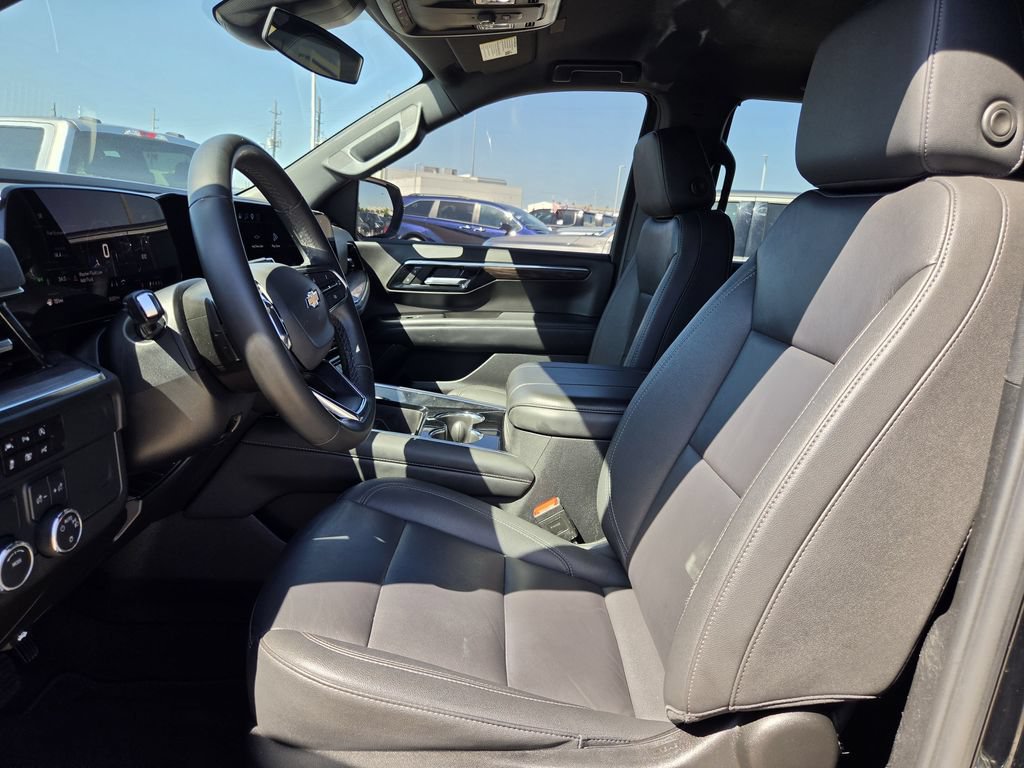 Used 2025 Chevrolet Tahoe LT RWD image 26